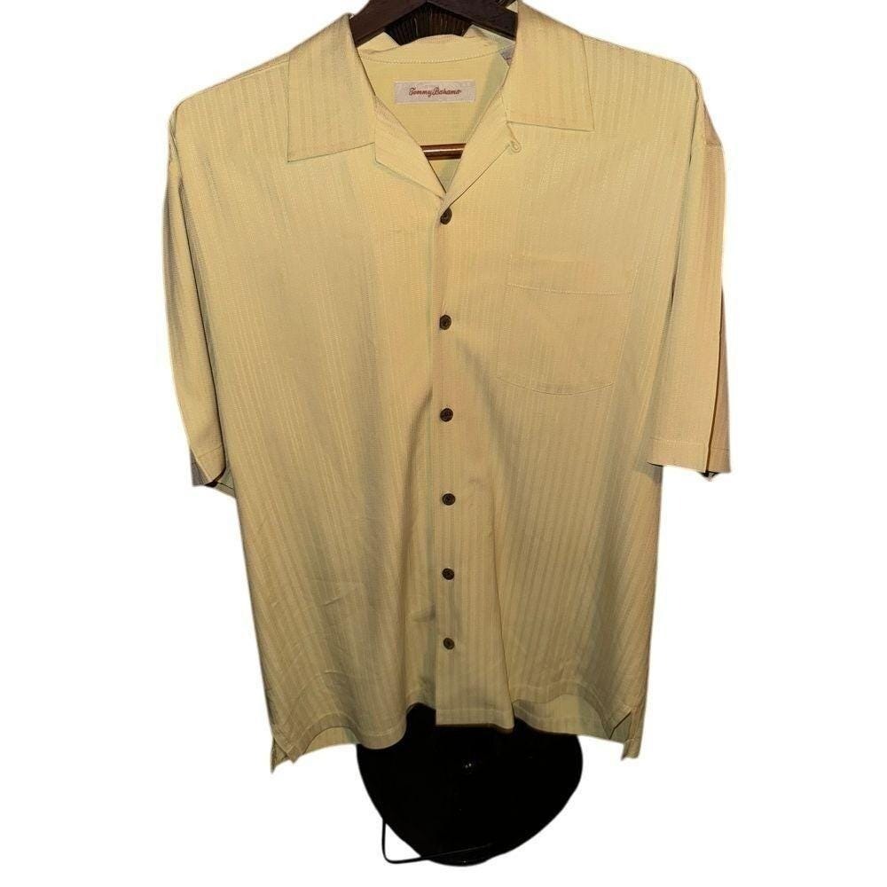 Vintage Tommy Bahama men's yellow button up 100% silk size large
